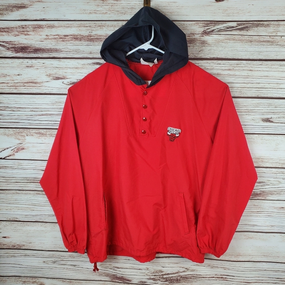 Chicago Bulls NBA Vintage Size Large Lightweight 1/4 Snap Hooded Pullover Top